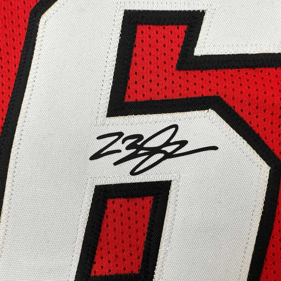 Футболка факсимильная с автографом Леброна Джеймса из Miami красная перепечатка размер XL мужская - Изображение 2 из 4
