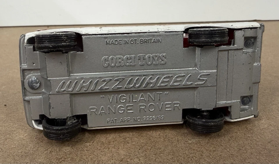 1972 VINTAGE CORGI TOYS WHIZZWHEELS No. 461 "VIGILANT" POLICE RANGE ROVER - Image 4 of 4