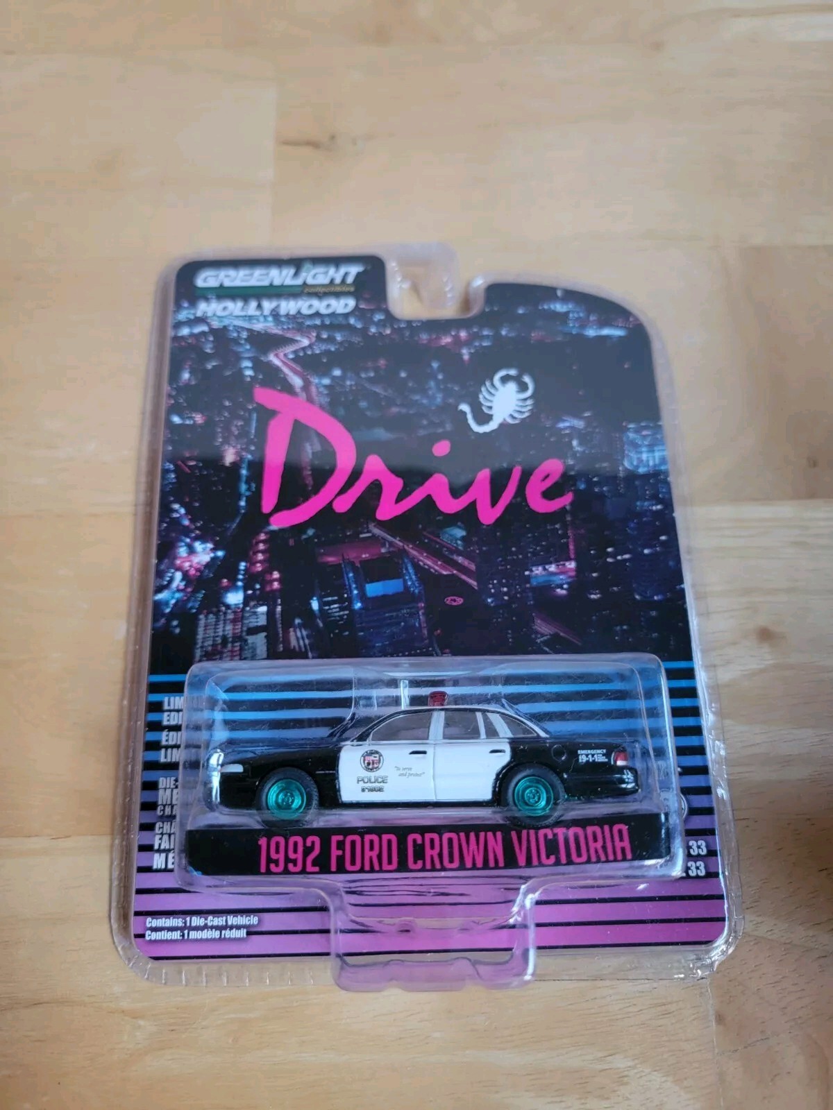Greenlight Hollywood Drive 1992 Ford Crown Victoria Green Machine Chase 1:64