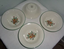 4 MIKASA Holiday Season Cereal Bowls DB 901 Christmas