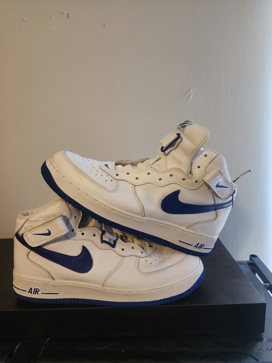 靴 Nike Air Force 1 Mid \"Copy Paste\" Nike Air Force 1 Mid 'Copy Paste' Starting off with a grey