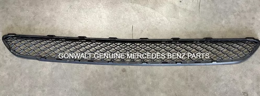 Genuine Mercedes Benz GLE350 GLE63 AMG Front Lower Centre Grille 