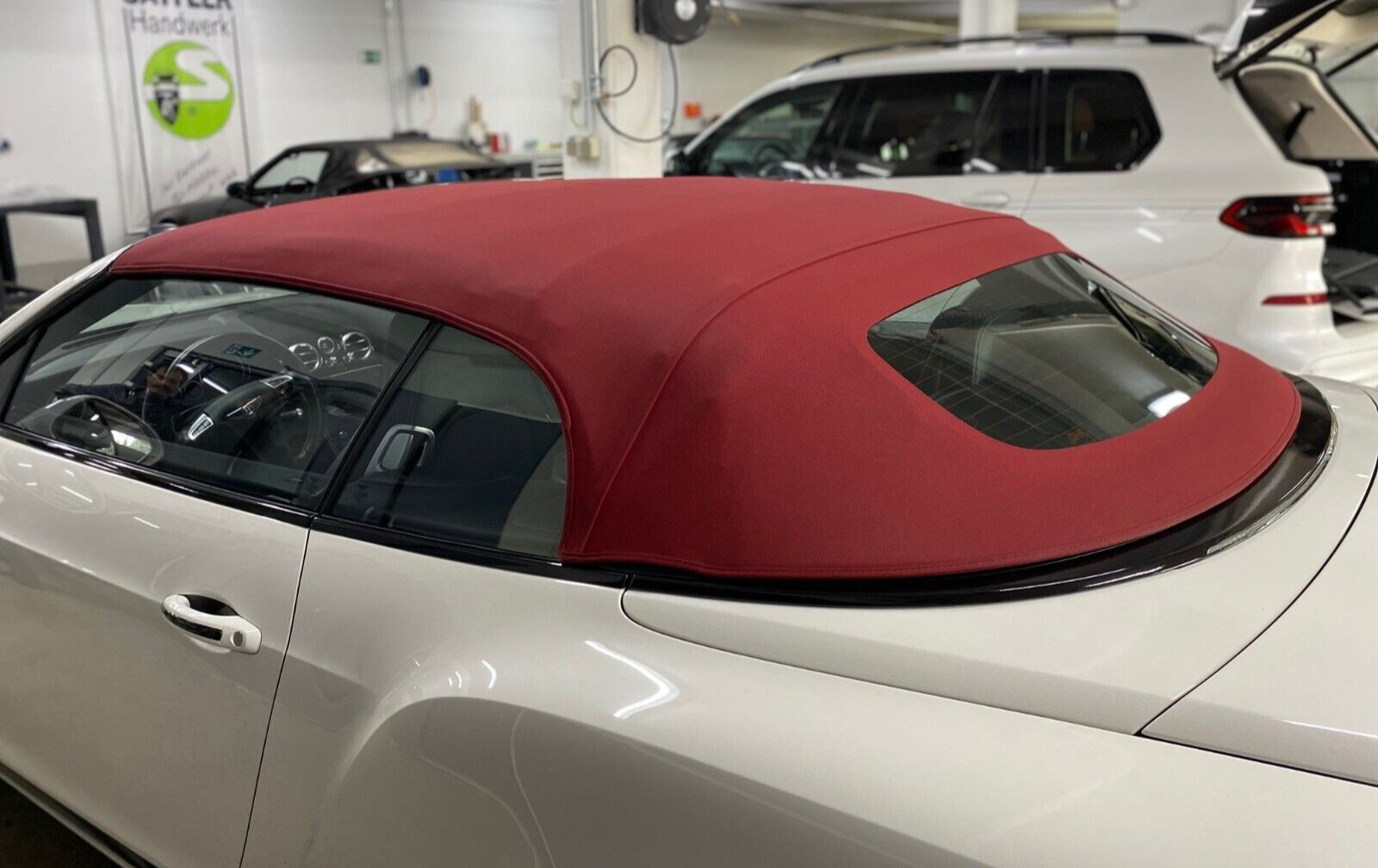 Replacement Convertible Soft Top for Bentley Continental GTC 2007-18 in BORDEAUX