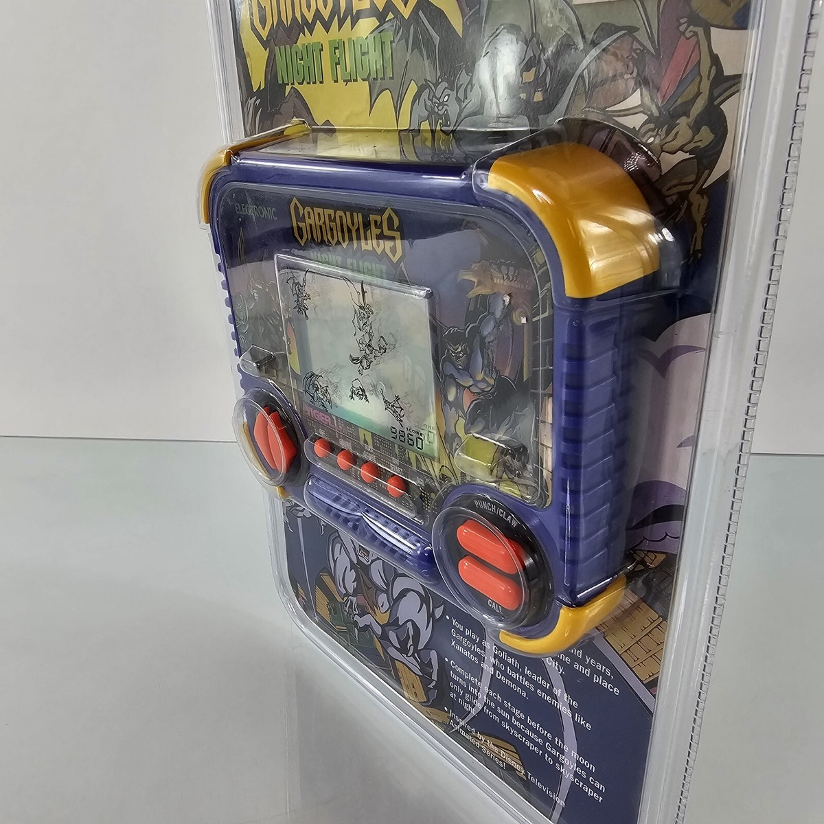 Tiger Electronics GARGOYLES Night Flight LCD Handheld Game Disney