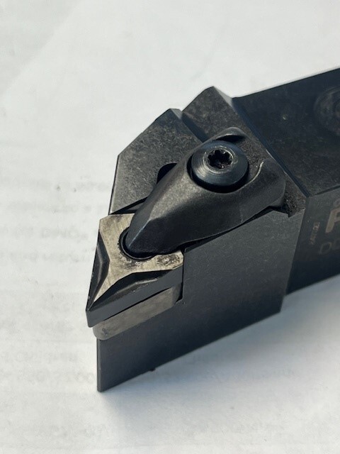 Sandvik DDJNR 16 4D Lathe turning holder, used but in great condition