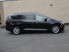 2017 Chrysler Pacifica Touring L 3.6l