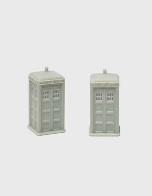 HO Scale 1/87 set of 2 Police Box or Tardis HO1023 | Whistle Stop Models