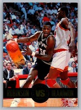 1993-94 SkyBox Premium #SS5 David Robinson / Hakeem Olajuwon Showdown Series