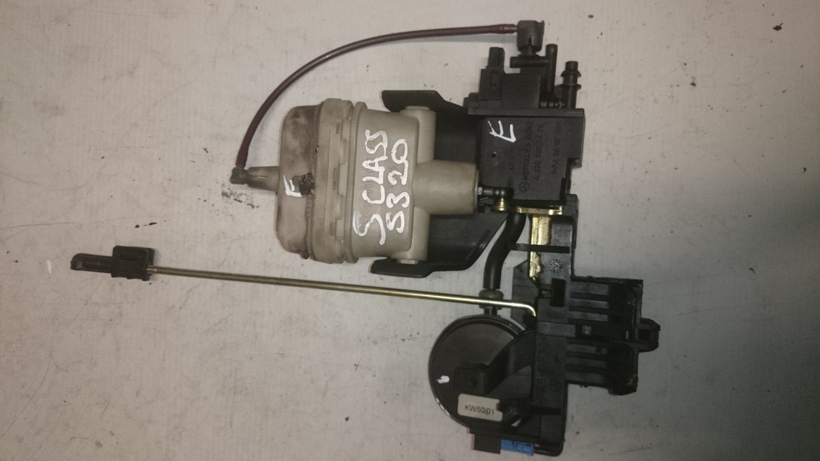 2004 2006 MERCEDES S CLASS W220 BOOTLID TRUNK LOCK A2207500185 eBay