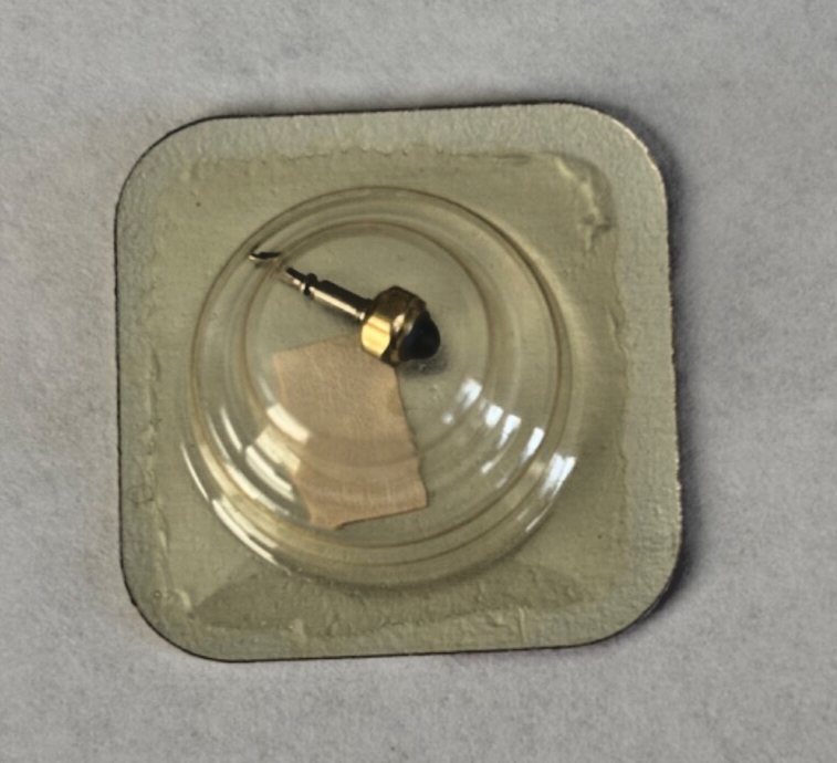 CARTIER Crown Tank Ladies 09180 - Yellow Gold Blue Sapphire