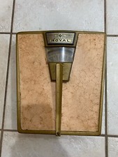 Vintage Art Deco Gold Retro Royal Bathroom Scale With Handle - WORKS
