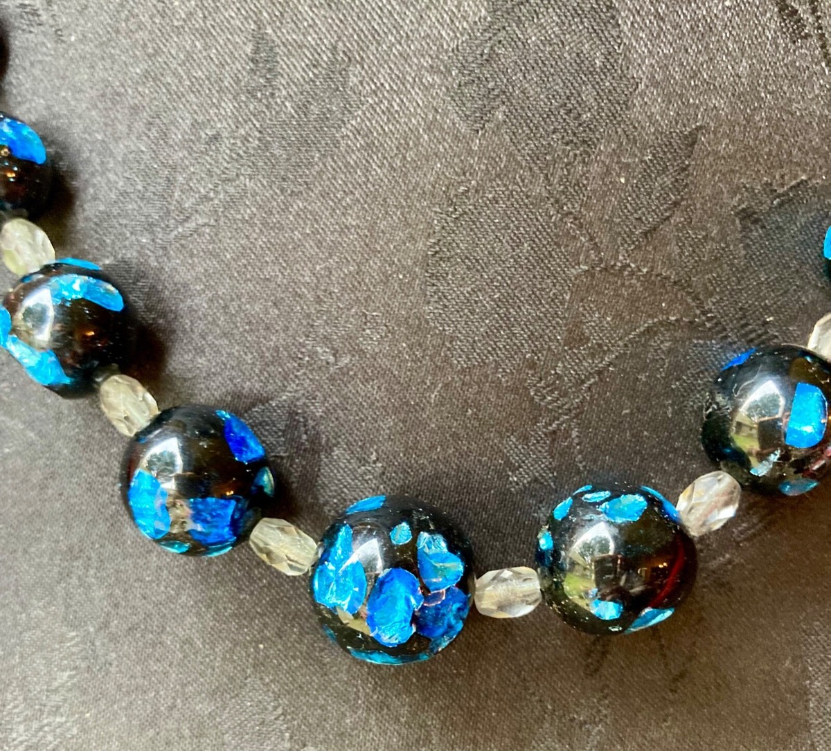 BICHE DE BERE - Collier 6 rangs - Argenté & perles blanches Vintage Années 90