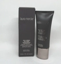 Laura Mercier SIlk Creme Oil Free Photo Edition Foundation 5C1 NUTMEG 1 fl oz 