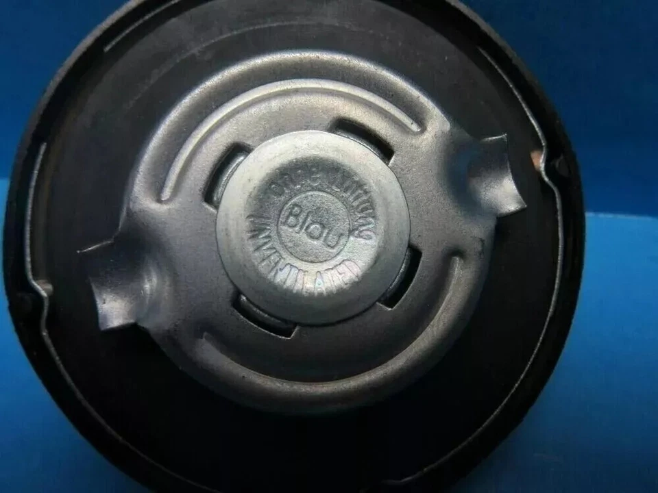 Tapa del tanque de combustible nueva reemplazar Mercedes-Benz BMW OEM# 1404700005 16111184718 Foto 4 de 4