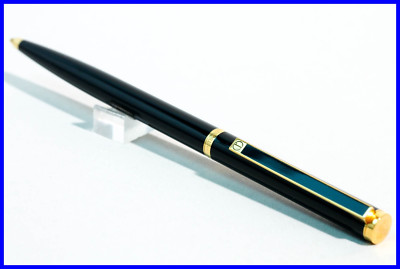 1990s Black & Gold DUNHILL Ballpoint Pen in CHINA LACQUER HIGH END