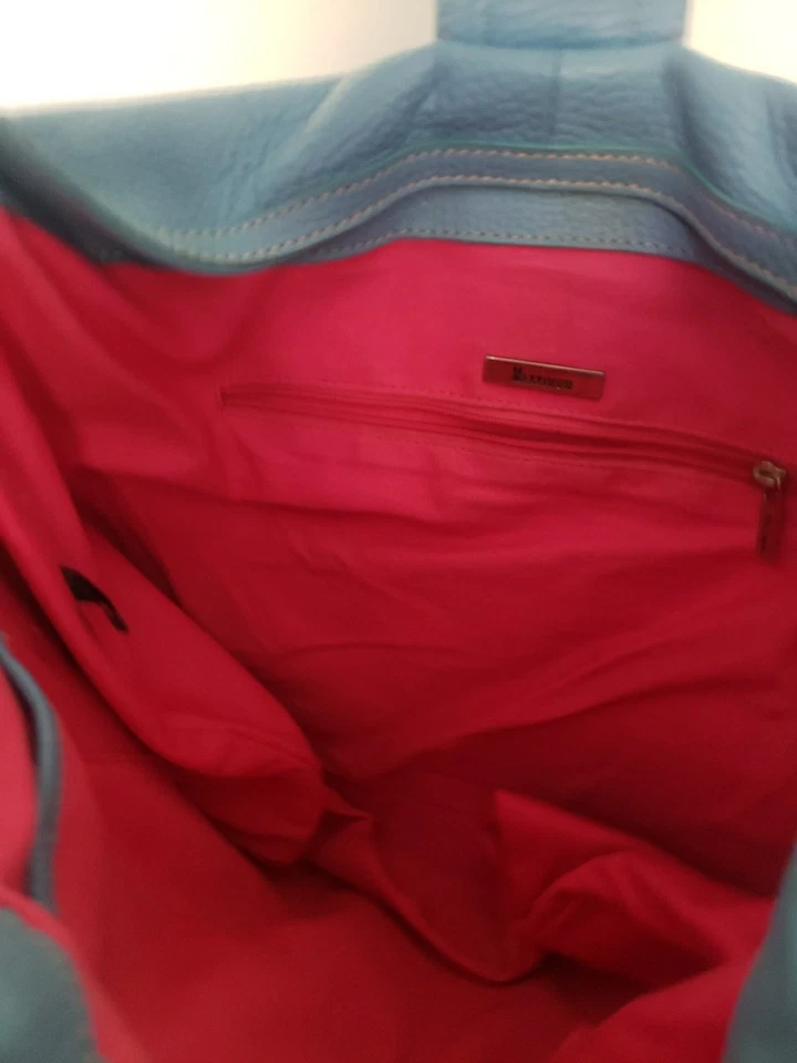 MAXXIMUM New York Beautiful Blue LEATHER Handbag Hot Pink Interior Silver... - Image 3 of 4
