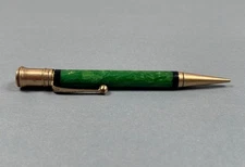 1930’S PARKER DUOFOLD SENIOR MECHANICAL PENCIL, JADE GREEN GOLD TRIM. (S840)