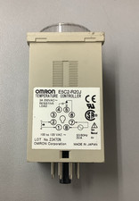 Omron E5C2-R20J Temperature Controller 0-200�...