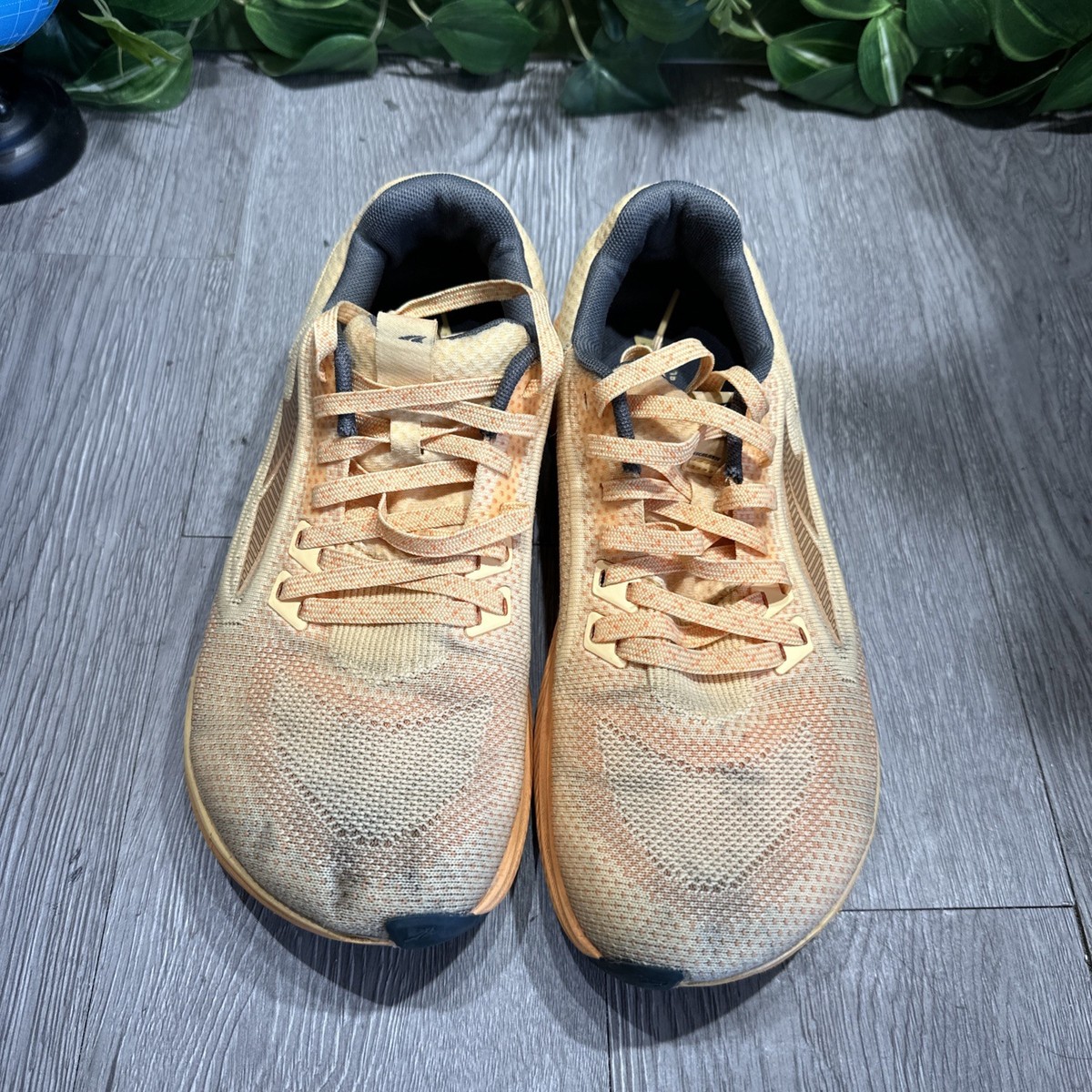 Altra Escalante 3 Sneakers Men 8 Running Shoes Orange Foot  display picture 2