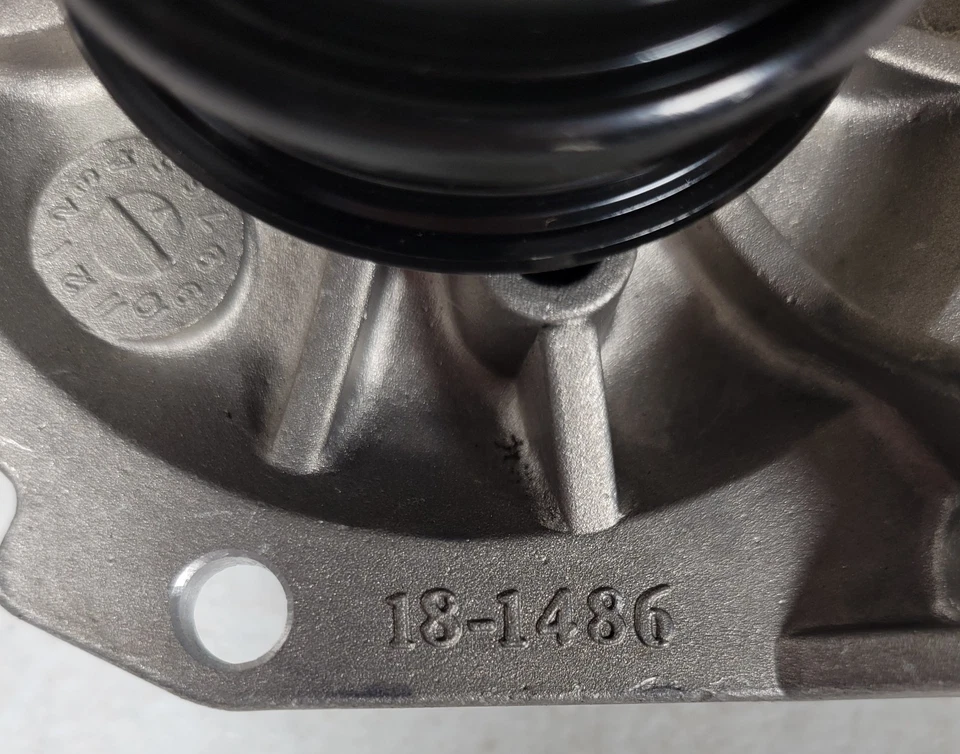 Bomba de agua del motor Airtex AW4106 para 96-99 Ford Taurus OEM 18-1486 Foto 3 de 4