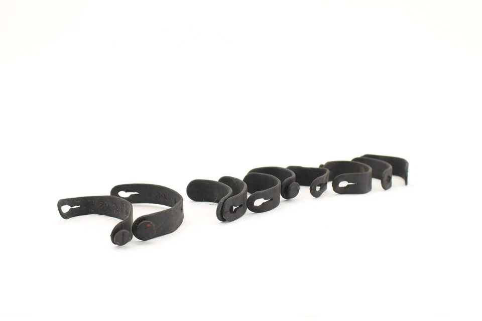 Yamaha YZF R1 2013 OEM alambre cremallera abrazadera goma flex Foto 2 de 4