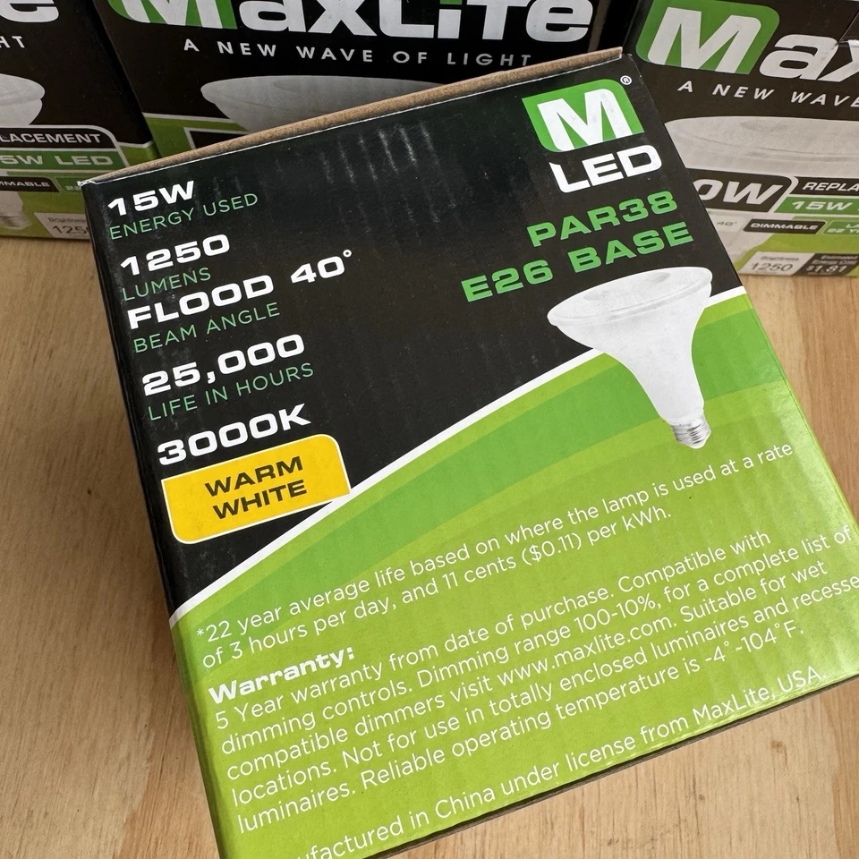 6x Maxlite PAR38 3000k Warm Flood LED Light Bulb 1250 Lumens 15W NEW LOT - Image 3 of 4