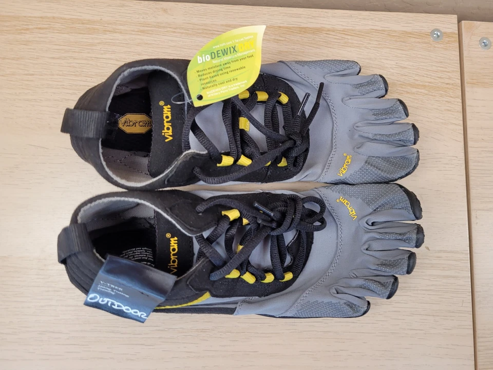 Vibram FiveFingers V-Trek Size 9-9.5 EU 41 Women's Shoes Black/Grey/Citronelle - Image 4 of 4