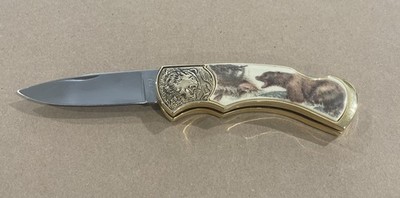 Franklin Mint Collector Folding Lockback Knife - Bear and Salmon Scene