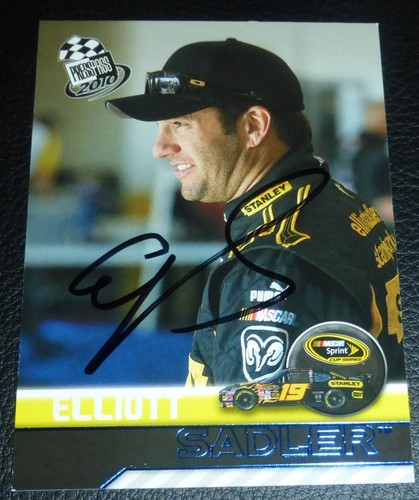 Elliott Sadler Signed 2010 Press Pass NASCAR Card #28 Autograph #19 Car Stanley - Picture 3 of 12