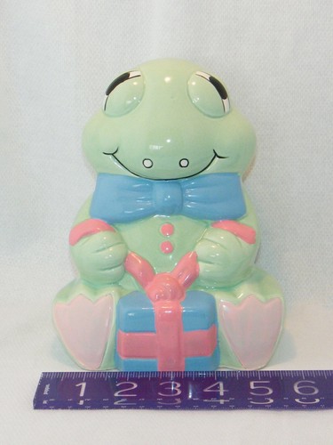 Vintage 1991 ARTMARK Green Frog w/ Gift . Piggy Bank . For Baby / Child's Room - Picture 12 of 12
