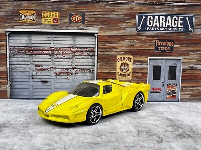 ミニカー Hot Wheels First Editions Ferrari FXX s-l400.jpg