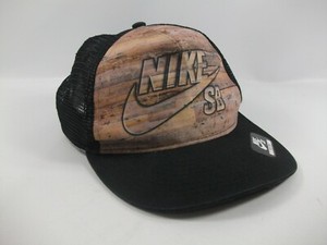 nike trucker cap black