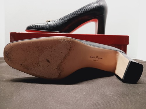 SALVATORE FERRAGAMO * 6.5 AA * Black Lizard Leather Gold Coin Heels Pumps - Picture 12 of 15
