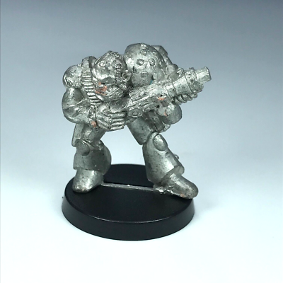 A2-16 メタルフィギュア ROGUE TRADER 072557 GENESTEALERS WARHAMMER