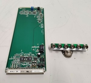 Crystal Vision VDA110M Videoverteiler Verstärker (1 Zoll/5 Ausgang) & RM01 Modul