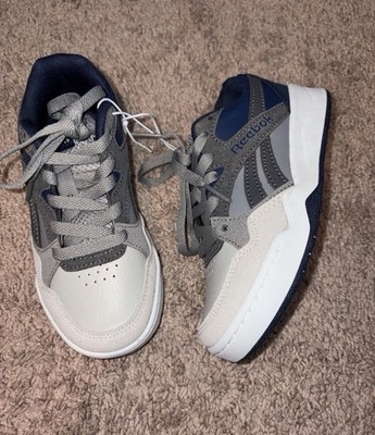 Reebok Athletic Sneaker Low Top Lace-Up Colorblock Gray Navy White Rubber NWOT