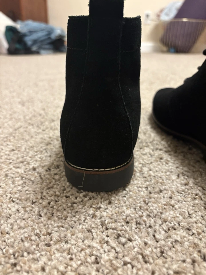 White Mountain Ankle Boot Black Suede Lace Up Women's Size 9.5M - Image 4 of 4