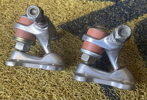 Vintage 70s ACS 430 skateboard trucks NOS Set Full Thread Axle New Unused - Picture 3 of 10