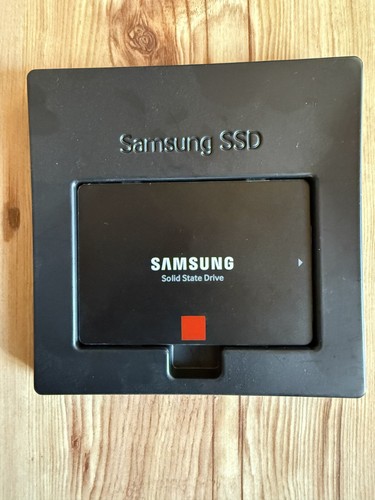 Fast Neu Samsung 850 PRO 256 GB MZ7KE256 2.5" Zoll SATA 6Gb/s 3D V-NAND SSD