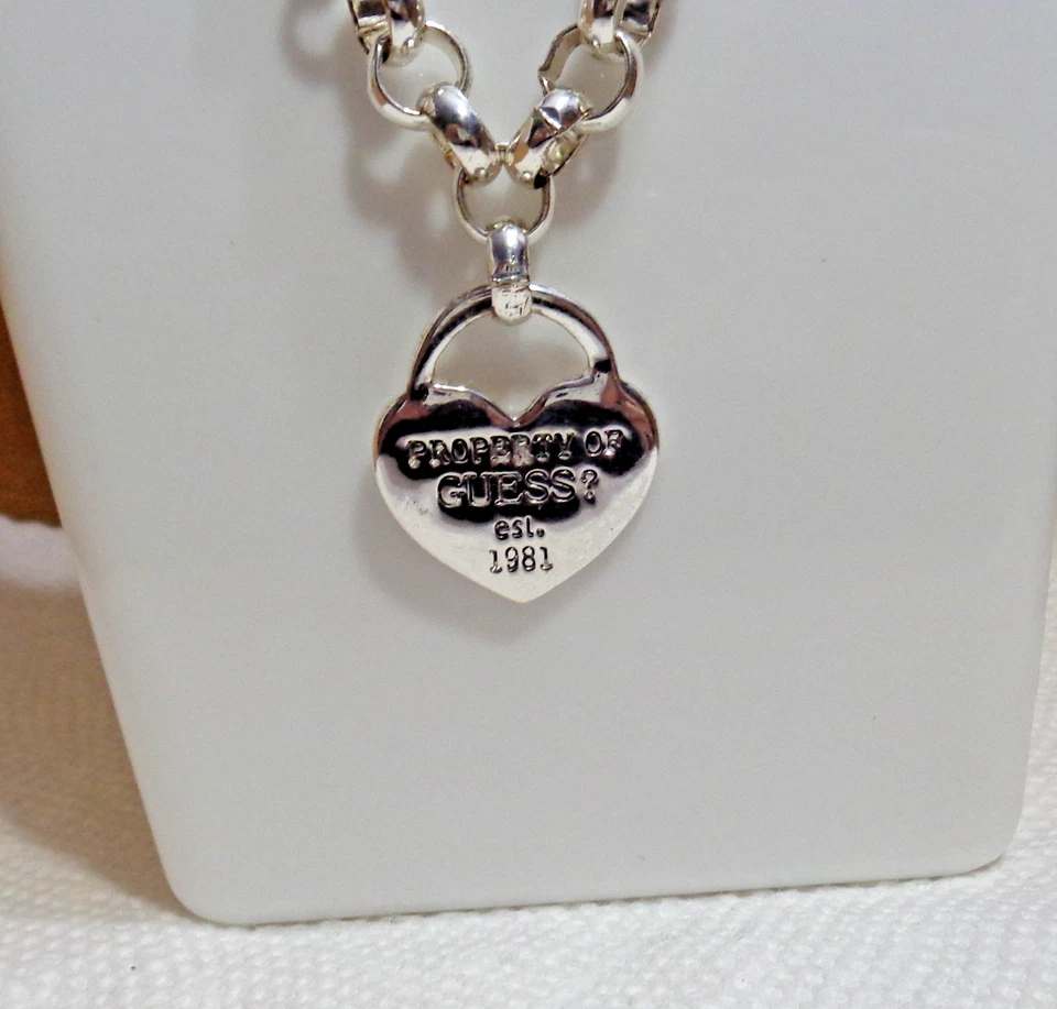 Corazón de rodio de 16" y cadena pesada propiedad de Guess Est. 1981 con 3 1/4 ext 1,4 oz Foto 2 de 4