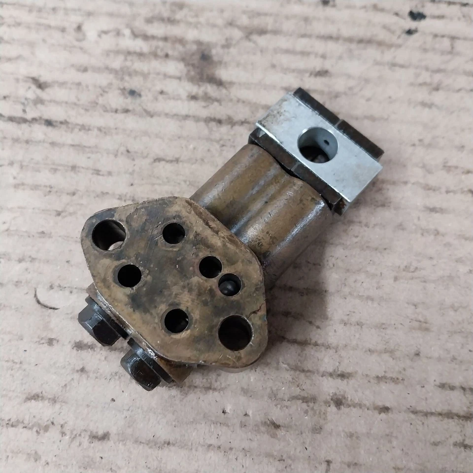 Bomba de aceite y bloque de construcción Triumph 500 650 doble unidad, 70-9421 E9421 Foto 2 de 3