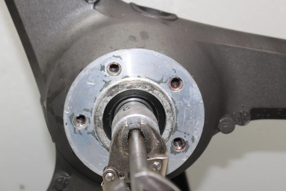 02-05 LLANTA DELANTERA KAWASAKI NINJA ZX12R ZX-12R (RECTA) Foto 3 de 4