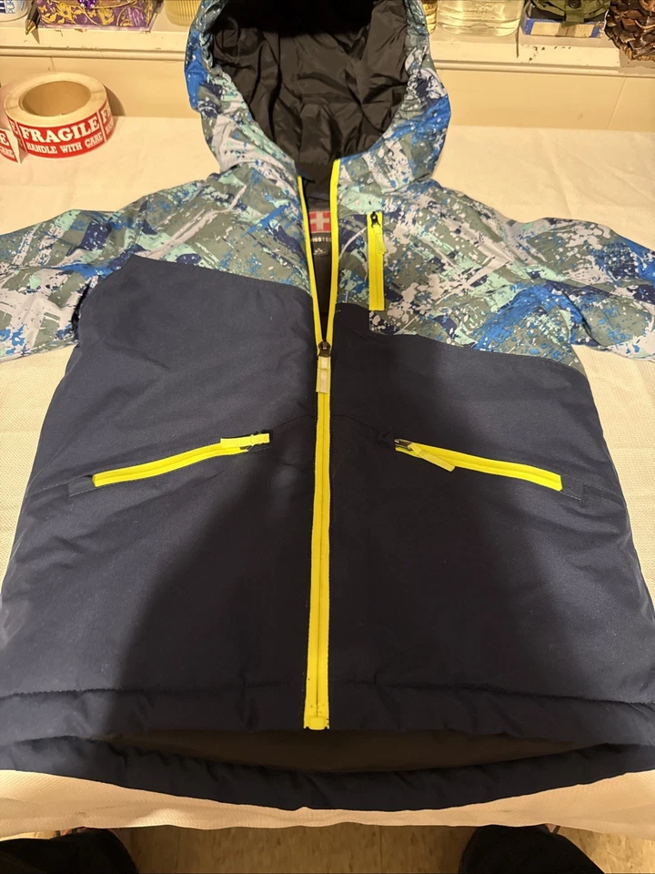 Swiss Tech Boys Waterproof Ski Jacket with Hood Size S 6/7 New - Image 2 of 4