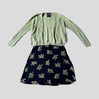 Women s John Roberts Outfit