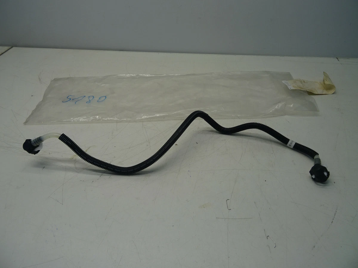 Mercedes Benz A6120700332 EITUNG KRAFTSTOFFILTER ZUR FOERDERPUMPE 