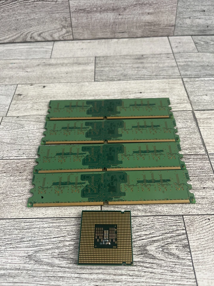 Hynix 1gb 1rx8 Pc2-6400u-666-12 - Image 3 of 3