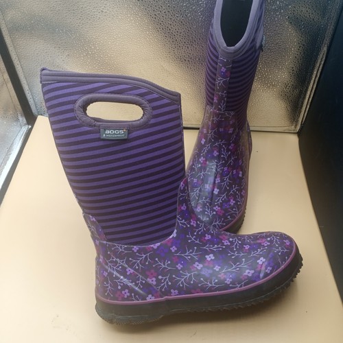 BOGS Purple Floral Fabric Rubber Rain 
