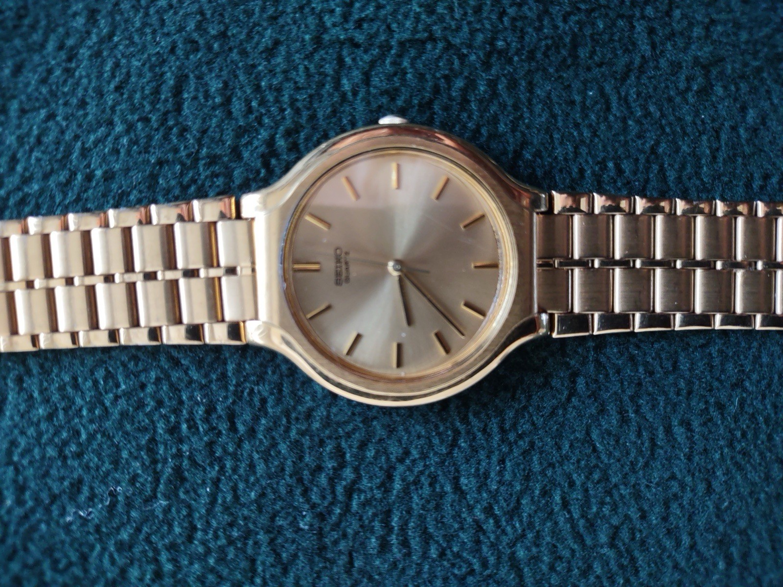 Men's Seiko Watch Model V701 6K09