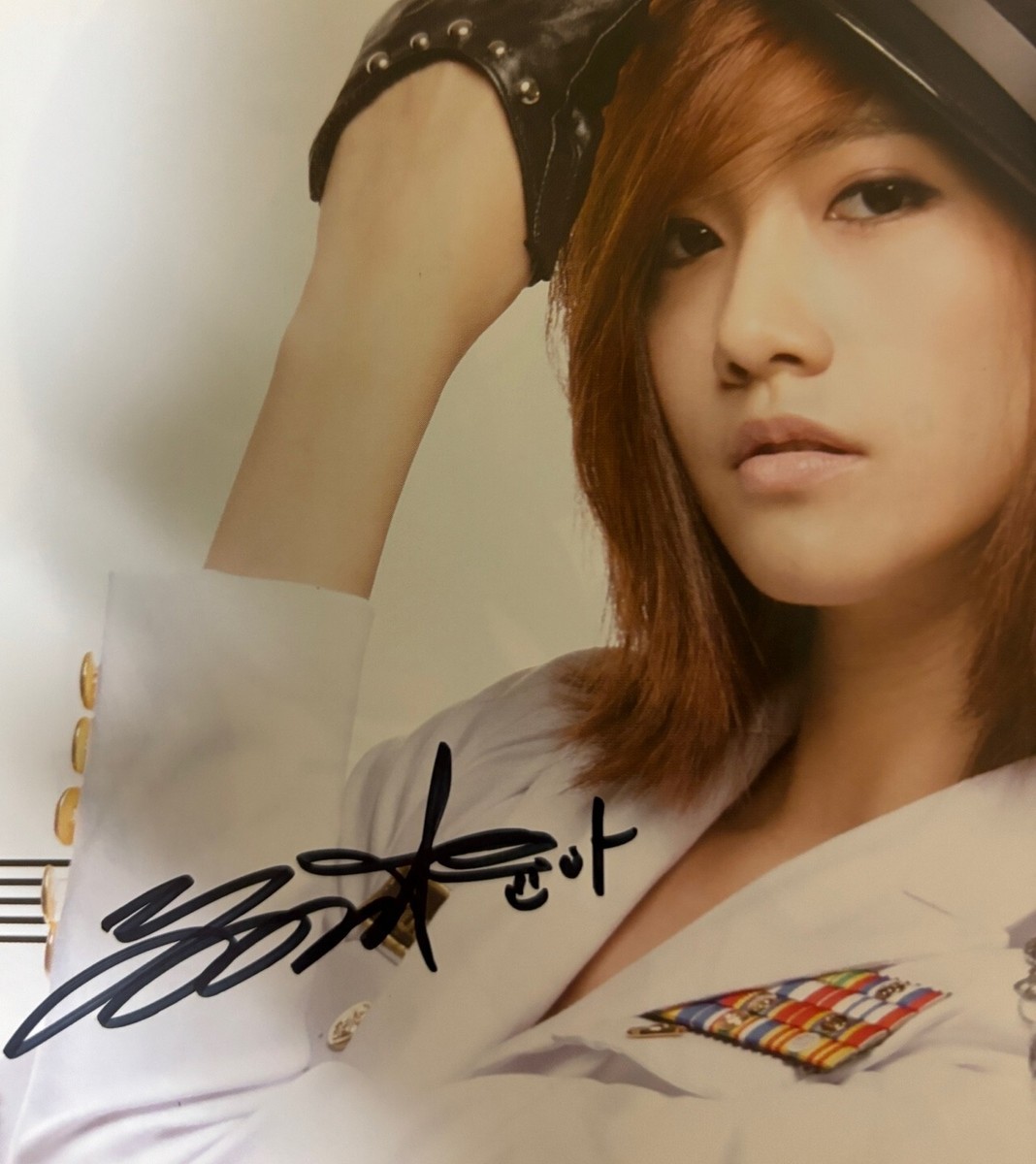 SNSD [GENIE All Member Autographed Signed Album GIRLS' GENERATION