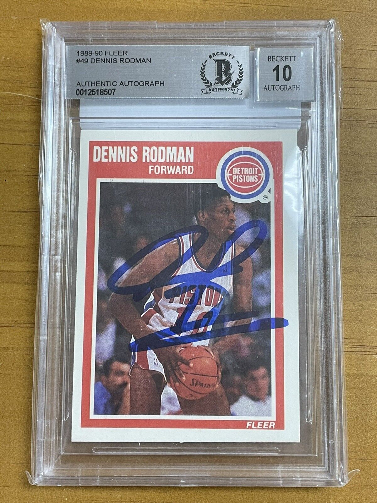 Dennis Rodman 1989-90 Fleer Autographed Card #49 - BAS